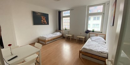 Monteurwohnung - Hund erlaubt - Köln, Bonn, Eifel ... - Schlafzimmer II - S202 Apartments