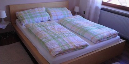 Monteurwohnung - Franken - Schlafzimmer mit Doppelvett - FeWo Gleiss Rieneck