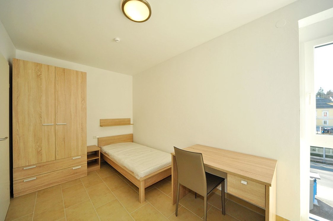 Monteurzimmer: Monteurzimmer Graz - 2 - 90+ Monteurzimmer in Graz - Einzelbetten - Parkplätze - WIFI - Küchen - schnelle Antwort