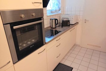 Monteurzimmer: Küche, HomeRent Unterkunft in Ostfildern - HomeRent in Ostfildern, Wendlingen, Köngen, Altbach