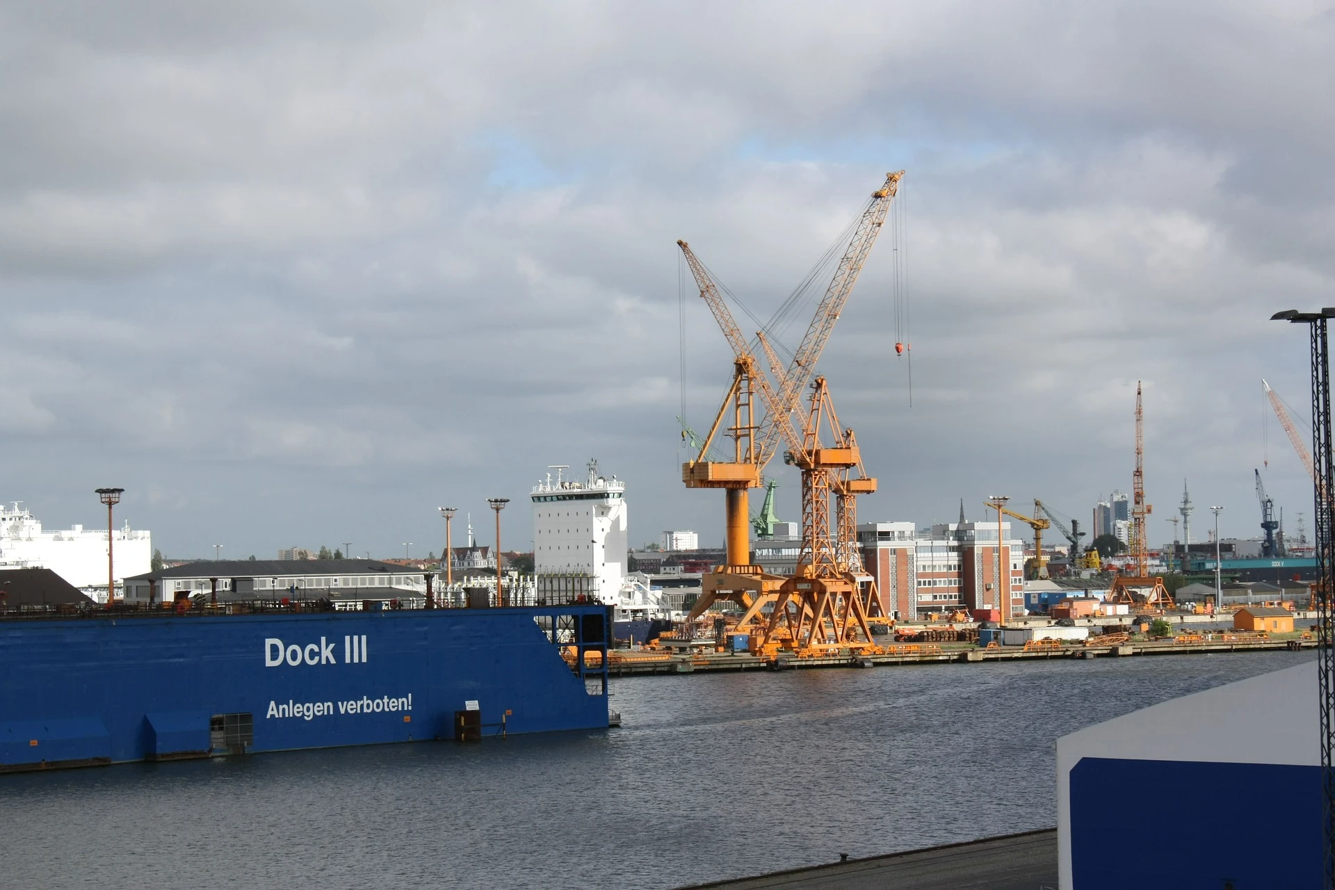 Verkehrsinfrastruktur von Bremen - Bremer Hafen