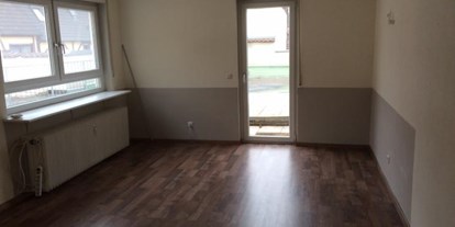 Monteurwohnung - Bettwäsche: keine Bettwäsche - Zotzenheim - Zimmer mit Balkon 360€ inkl. allem - WG Zimmer im WG Haus nahe Mainz