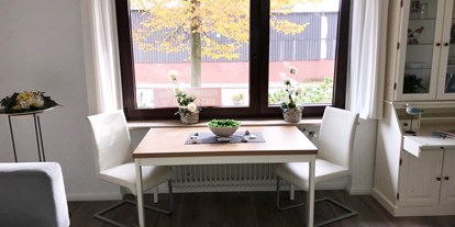 Monteurwohnung - Küche: eigene Küche - Selmsdorf - Essbereich - Apartment Lara Bad Schwartau