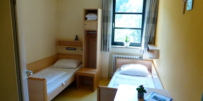 Monteurwohnung - Bettwäsche: Bettwäsche inklusive - PLZ 91239 (Deutschland) - Zweibettzimmer - Campus Prackenfels