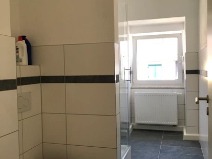 Monteurwohnung - Badezimmer: eigenes Bad - Dietenheim Regglisweiler - LAGE 