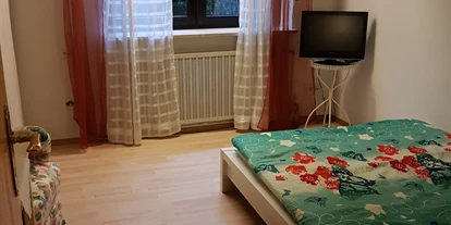 Monteurwohnung - Einzelbetten - PLZ 97348 (Deutschland) - Schlafzimmer 2
mit WC - Mein Franken Haus