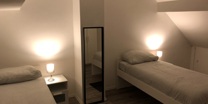 Monteurwohnung - Badezimmer: eigenes Bad - Großrosseln - Ferienwohnung Monteurzimmer Pavan 