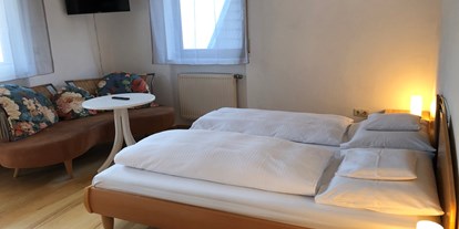 Monteurwohnung - Einzelbetten - Sommerkahl - Schlafzimmer 1 - Gästehaus Leidersbach bei Aschaffenburg