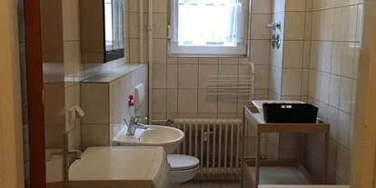 Monteurwohnung - Küche: eigene Küche - PLZ 10779 (Deutschland) - 1 schönes Zimmer mit Kochmöglichkeit und großem Badezimmer! Separater Eingang!