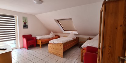 Monteurwohnung - Badezimmer: eigenes Bad - Kronberg im Taunus - Mehrbettzimmer - FeWo "Taunusgast"