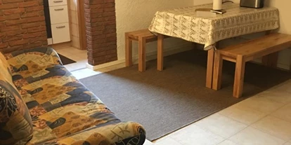 Monteurwohnung - Art der Unterkunft: Apartment - Köln Mühlheim - Wohnraum - Hannelore Knips