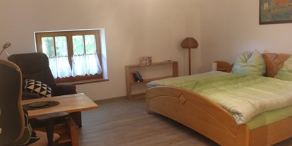 Monteurwohnung - Zimmertyp: Doppelzimmer - Ettringen (Landkreis Unterallgäu) - Doppelbettzimmer - Ferienwohnung "Am Scheinerturm"
