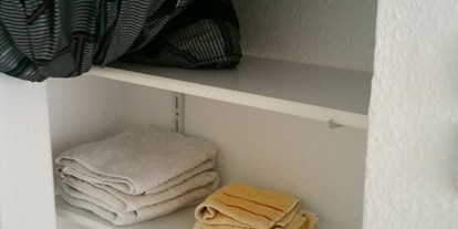Monteurwohnung - Badezimmer: eigenes Bad - PLZ 30827 (Deutschland) - Apartment 53 in der  7. Etage