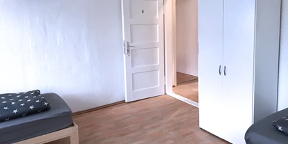 Monteurwohnung - Zimmertyp: Mehrbettzimmer - PLZ 76149 (Deutschland) - H&B Pension
