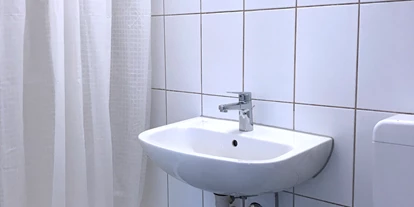 Monteurwohnung - Badezimmer: eigenes Bad - PLZ 76229 (Deutschland) - H&B Pension