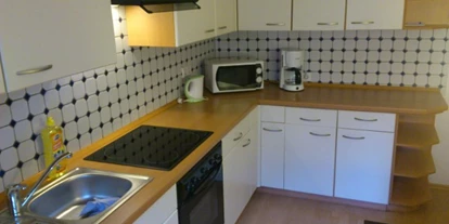 Monteurwohnung - Kühlschrank - PLZ 67817 (Deutschland) - Küche zur Selbstversorgung - Moderne Monteurunterkunft mit Highspeed Internet