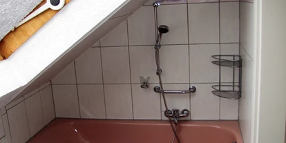 Monteurwohnung - Badezimmer: eigenes Bad - PLZ 97842 (Deutschland) - Möbliertes Appartement