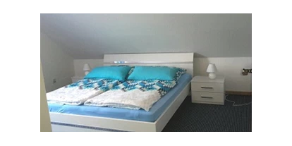 Monteurwohnung - Bettwäsche: Bettwäsche inklusive - PLZ 58638 (Deutschland) - Schlafzimmer - Große Wohnung mit 3 Schlafzimmern, Bad/Dusche, Küche 