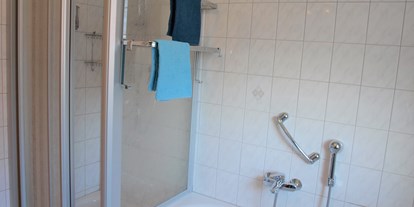 Monteurwohnung - Kaffeemaschine - PLZ 58791 (Deutschland) - Dusche - Große Wohnung mit 3 Schlafzimmern, Bad/Dusche, Küche 