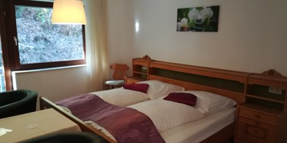 Monteurwohnung - Bettwäsche: Bettwäsche gegen Gebühr - Sasbachwalden - Doppelzimmer - Zimmervermietung Hoferer