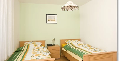 Monteurwohnung - Küche: eigene Küche - PLZ 50672 (Deutschland) - Schlafzimmer 1 - Apartment 2, vollausgestattete Wohnung für 5 - 6 Personen