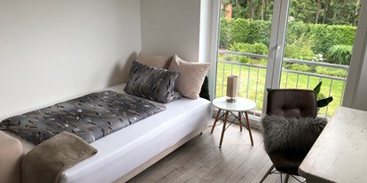 Monteurwohnung - Einzelbetten - Buchholz in der Nordheide - Monteurzimmer in Buchholz - Gemütliches Zimmer mit Küche, Bad und Terrasse