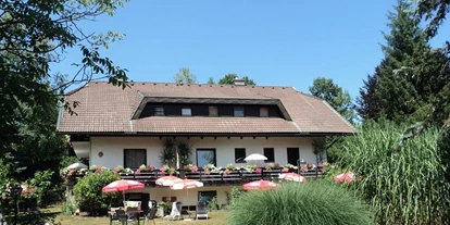 Monteurwohnung - Bettwäsche: Bettwäsche inklusive - Radsberg / Radiše - Hau mit großem Garten - Appartements Kubisko