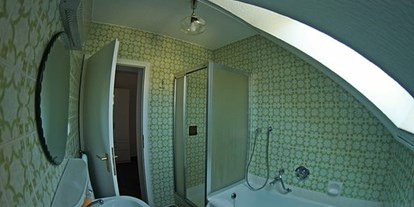 Monteurwohnung - Badezimmer: eigenes Bad - PLZ 32676 (Deutschland) - Bad grosses Doppelzimmer - Gästehaus am Park