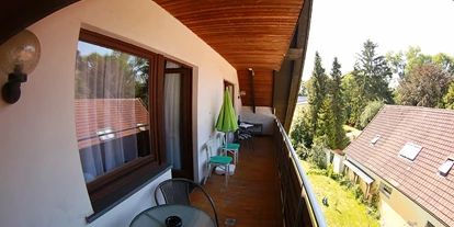 Monteurwohnung - Kühlschrank - Pegestorf - Balkon - Gästehaus am Park