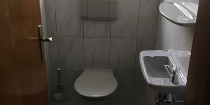 Monteurwohnung - Kühlschrank - Sailauf - Toilette separat - Ferienwohnung Bayrisch Nizza 100qm