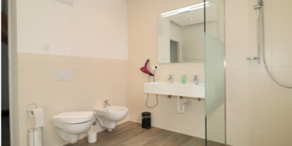 Monteurwohnung - Zimmertyp: Einzelzimmer - Badezimmer im EG - DONAU HOME - Münsingen