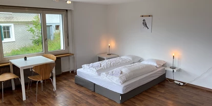 Monteurwohnung - Bettwäsche: Bettwäsche gegen Gebühr - Rufi - Monteurzimmer - Zimmer mit Gemeinschaftsbad und Küche