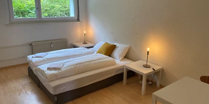 Monteurwohnung - Kühlschrank - PLZ 9657 (Schweiz) - Zimmer für Monteure - Zimmer mit Gemeinschaftsbad und Küche