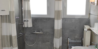 Monteurwohnung - Zimmertyp: Doppelzimmer - Auderath - Eifelurlaub Stolz,Ferienwohnungen mit Einzelbetten