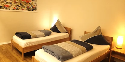 Monteurwohnung - Bettwäsche: Bettwäsche inklusive - Plein - Eifelurlaub Stolz,Ferienwohnungen mit Einzelbetten