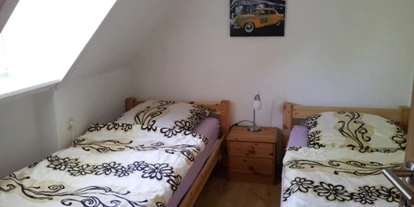 Monteurwohnung - Bettwäsche: Bettwäsche inklusive - Trennewurth - Schlafzimmer 3 mit Sat-TV - "Haus Steffi"