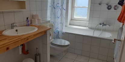 Monteurwohnung - Badezimmer: eigenes Bad - PLZ 9015 (Schweiz) - Monteurwohnung Romanshorn