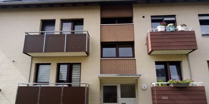 Monteurwohnung - Zimmertyp: Mehrbettzimmer - Springe - Frontansicht Haupteingang - Hameln Wehrbergen