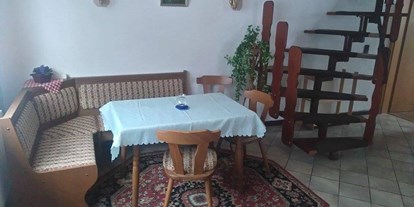 Monteurwohnung - Küche: eigene Küche - Reurieth - Esszimmer Erschoss  - Ferienhaus_sonnenschein 
