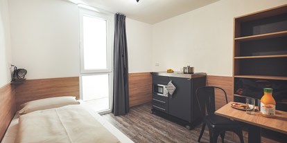 Monteurwohnung - Badezimmer: eigenes Bad - Mönsheim - Einzelzimmer mit Mobiler Küche - Kai Debner