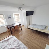 Monteurzimmer - Saubere Wohnung mit kompletter Ausstattung in Groitzsch