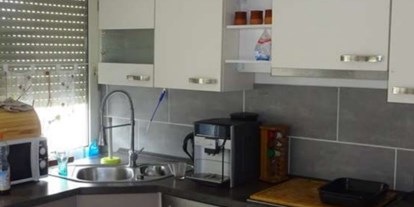Monteurwohnung - Küche: eigene Küche - Tettenweis - Küche - Zentrale Wohnung für 4 Pers. Nähe 84347 Pfarrkirchen (Ndb)
