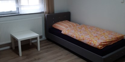 Monteurwohnung - Einzelbetten - Leidersbach Großwallstadt - Zimmer3 - Lana's Haus