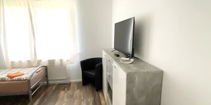 Monteurwohnung - Zimmertyp: Doppelzimmer - PLZ 27809 (Deutschland) - Ansicht Zimmer 2 - Ideal für Monteure und beruflich Reisende