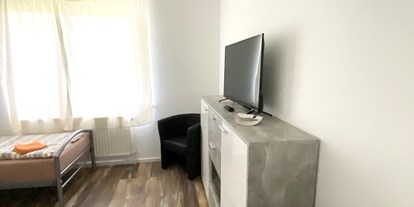 Monteurwohnung - Zimmertyp: Einzelzimmer - Bremen - Ansicht Zimmer 2 - Ideal für Monteure und beruflich Reisende