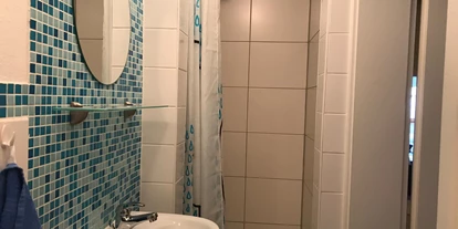Monteurwohnung - WLAN - PLZ 86153 (Deutschland) - Dusche/WC - Apartment Höllmüller