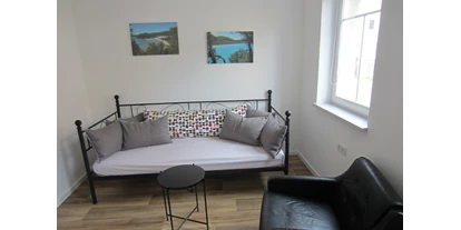 Monteurwohnung - Art der Unterkunft: Ferienwohnung - Franken - Wohnzimmer/ Einzelzimmer - Gästehaus Martel