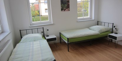 Monteurwohnung - Kühlschrank - PLZ 97980 (Deutschland) - Dreibettzimmer - Gästehaus Martel