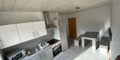 Monteurwohnung - Zimmertyp: Doppelzimmer - Segnitz - Küche - Monteurwohnung Kitzingen