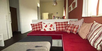 Monteurwohnung - Mögglingen - Couch - Kissling Ferienwohnungen & Monteurwohnungen